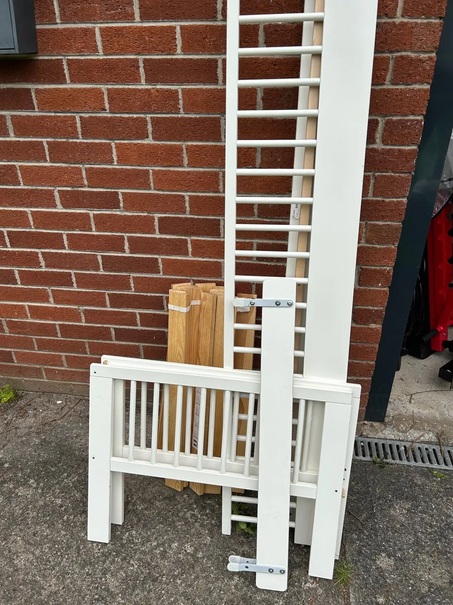 Kids single bed - Image 1