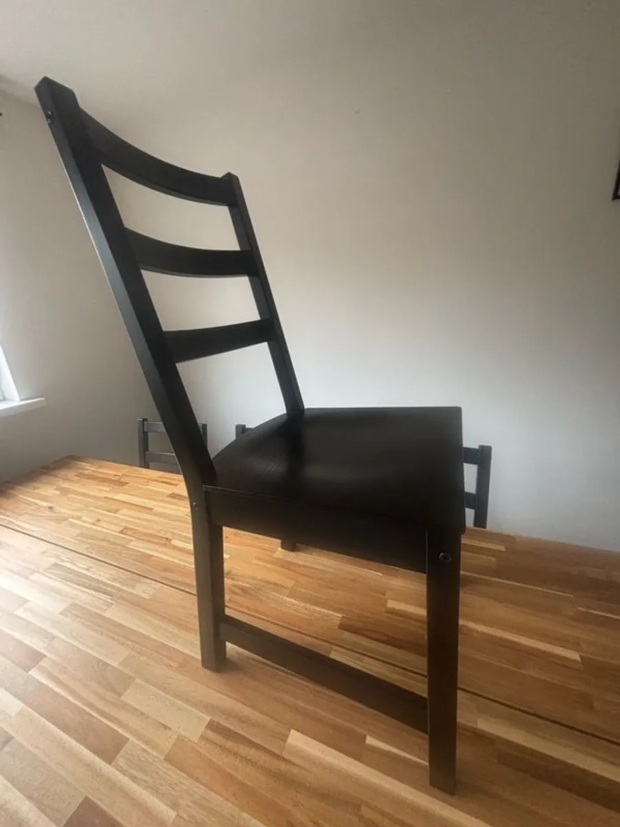 Kitchen table and chairs - Image 3