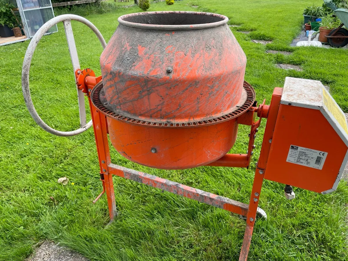 Cement mixer - Image 4