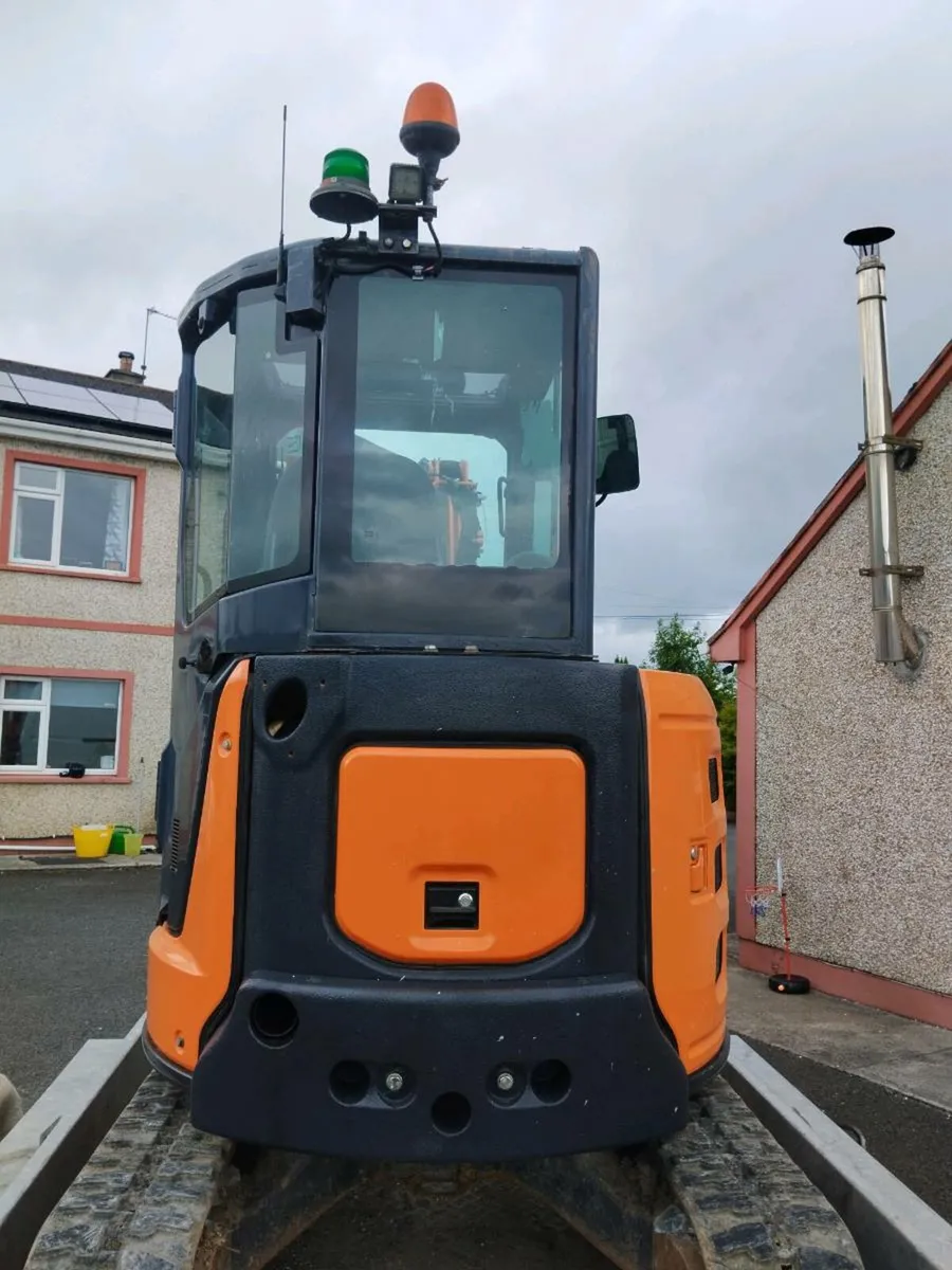 Hitachi u33 - Image 3