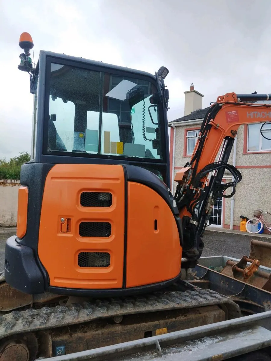 Hitachi u33 - Image 4