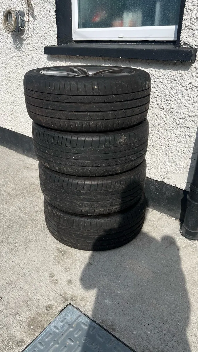 17” Original BMW wheels come with new tyres - Image 3