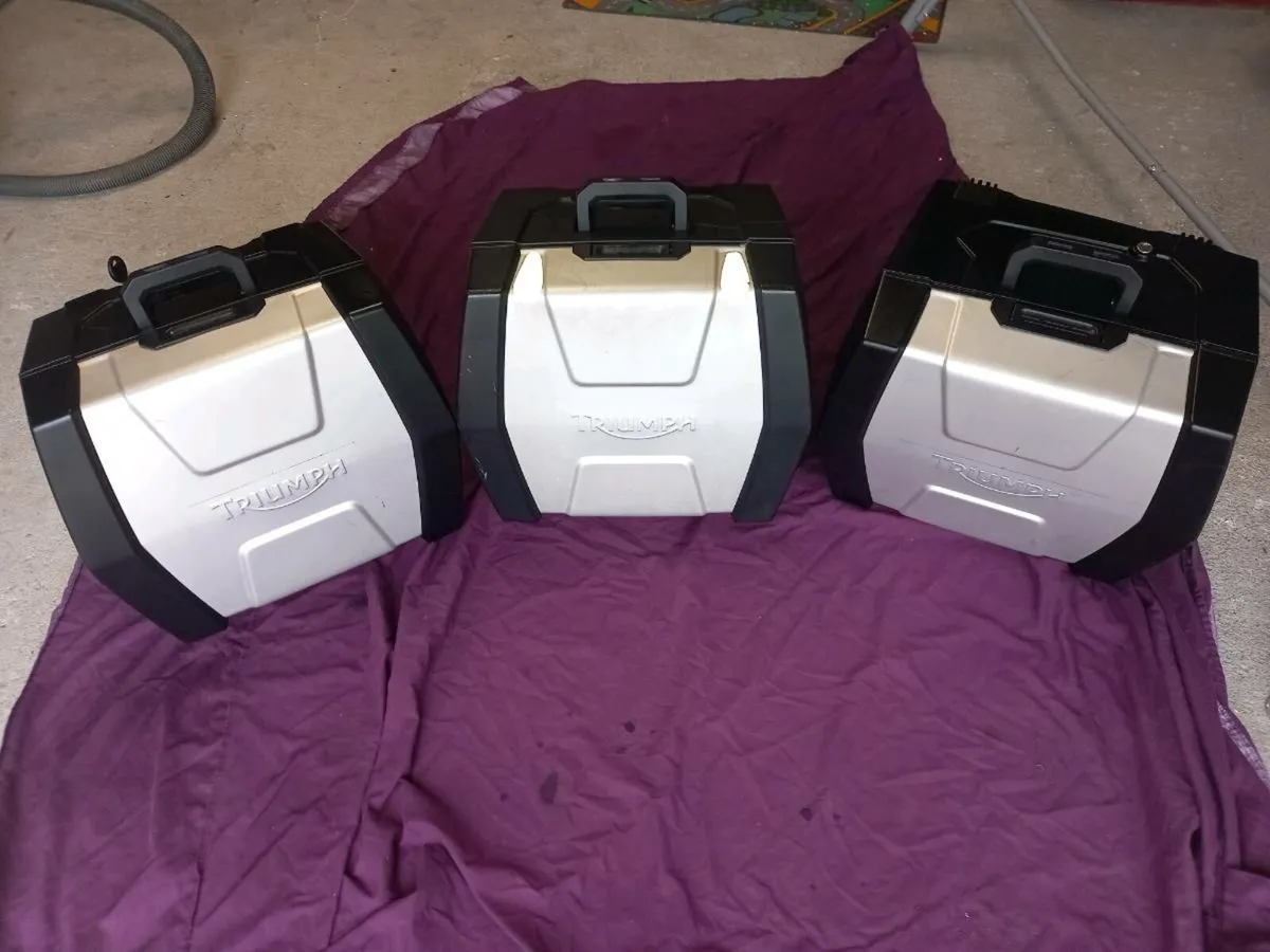 Triumph luggage and kappa luggage boxes - Image 1