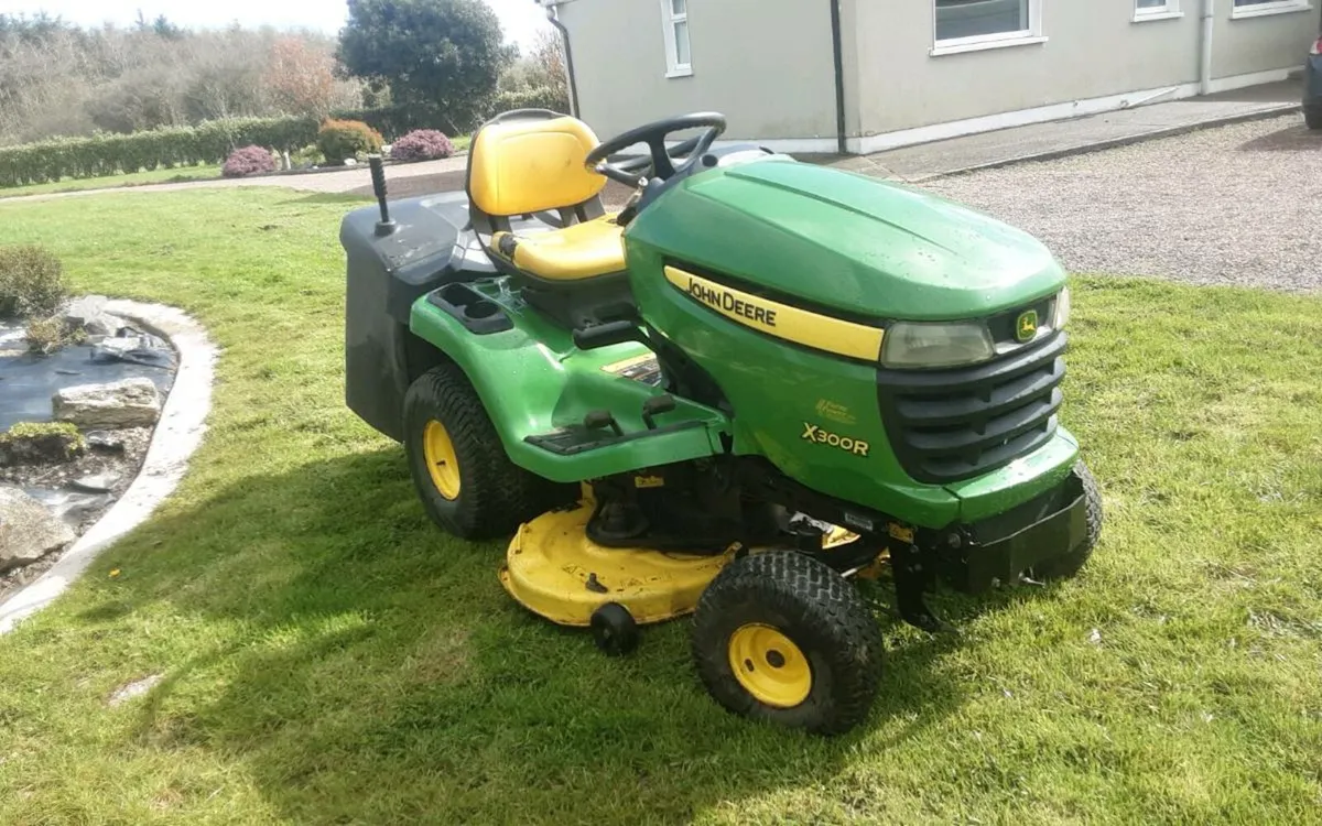 John deer X300R - Image 1