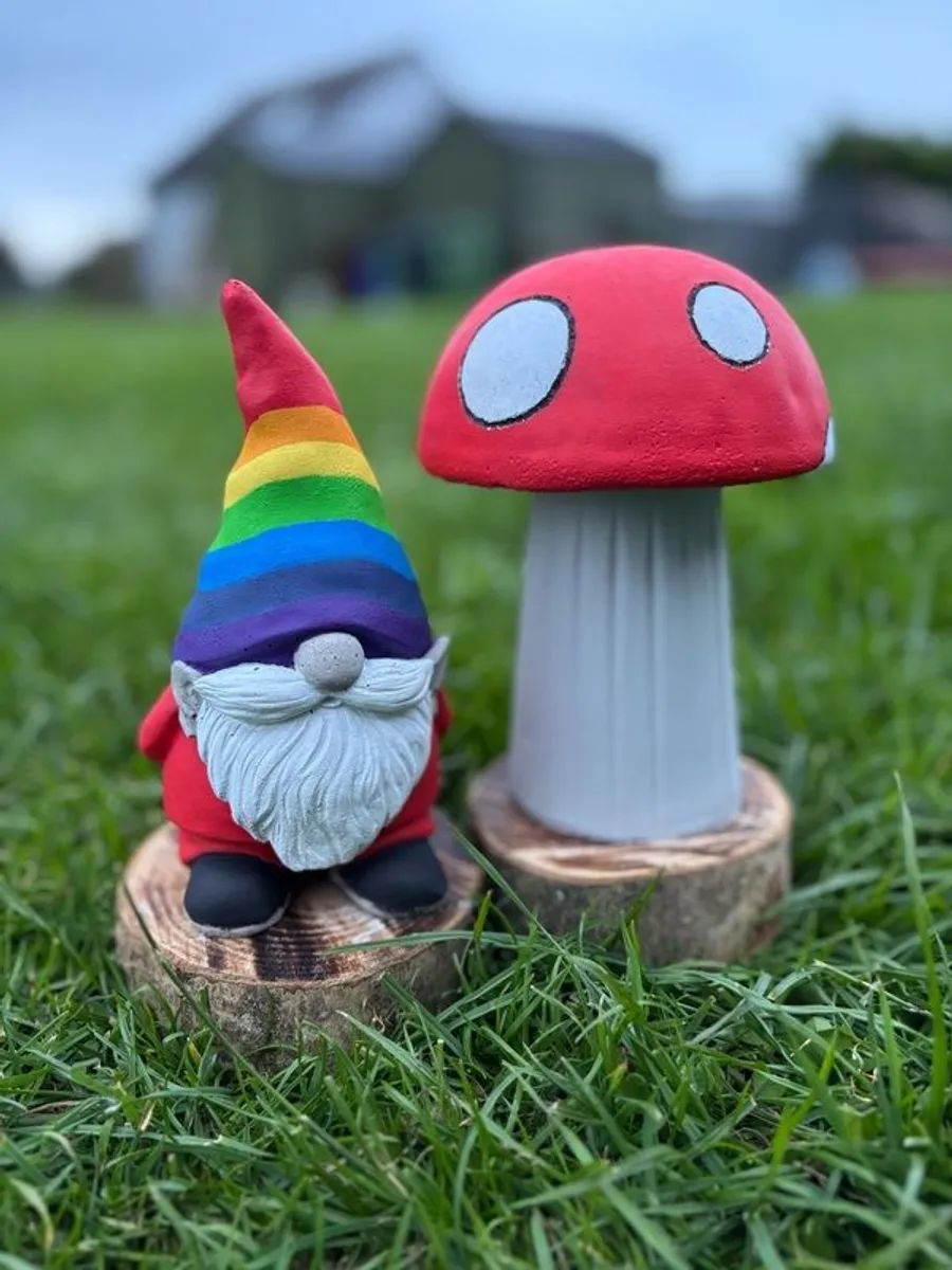 Garden Ornaments - Image 2