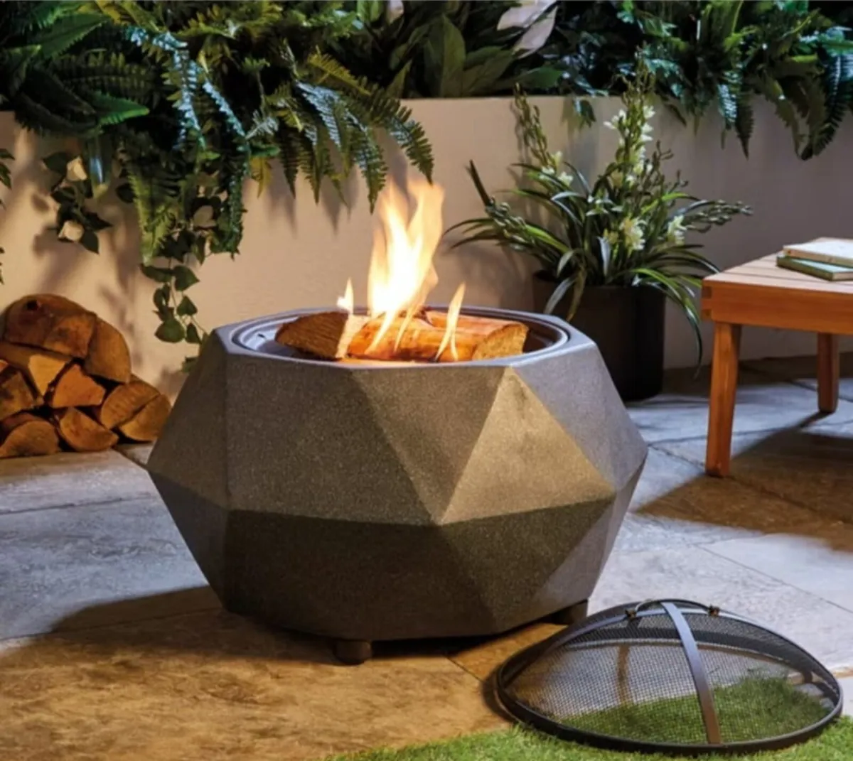 BBQ firepit - Image 1