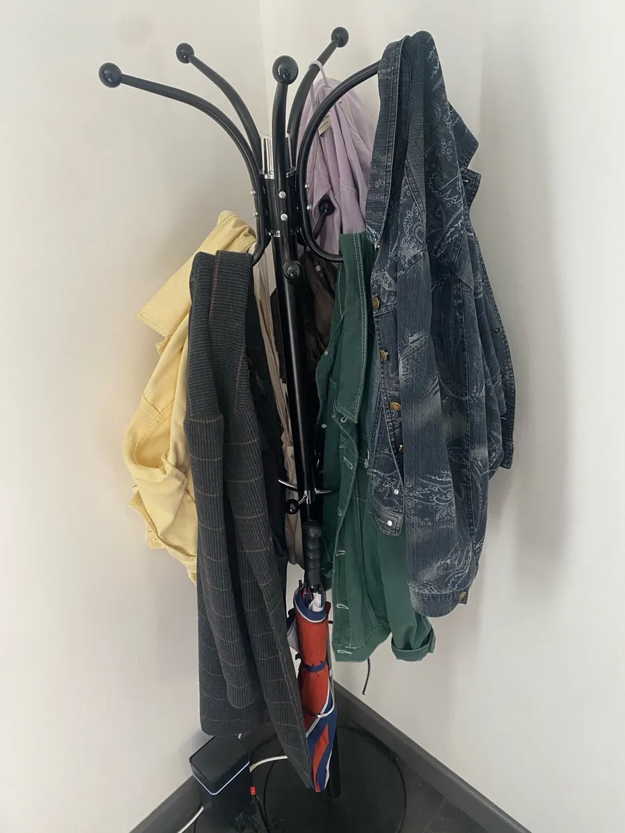 Coat hanger - Image 1