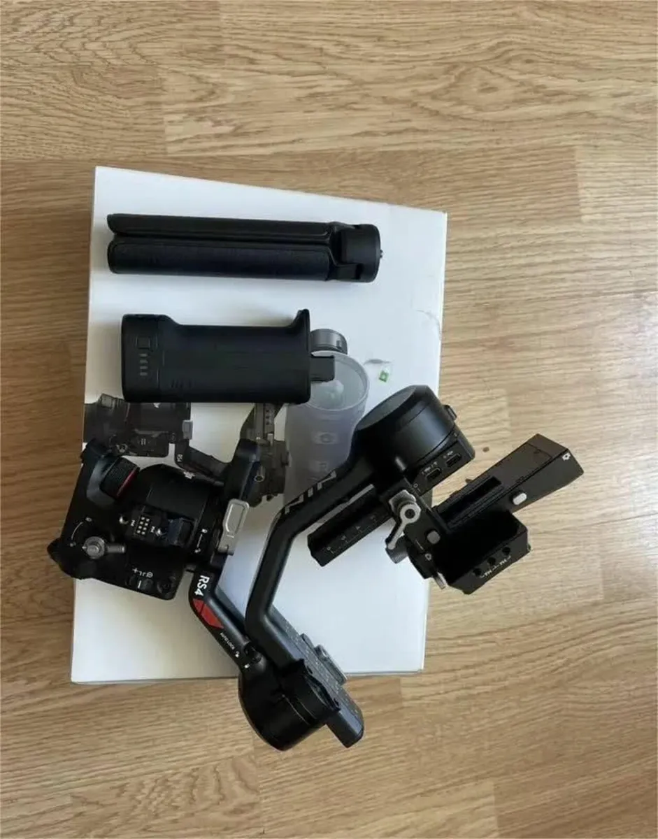 DJI Ronin RS 4 Stabilizer - Image 3