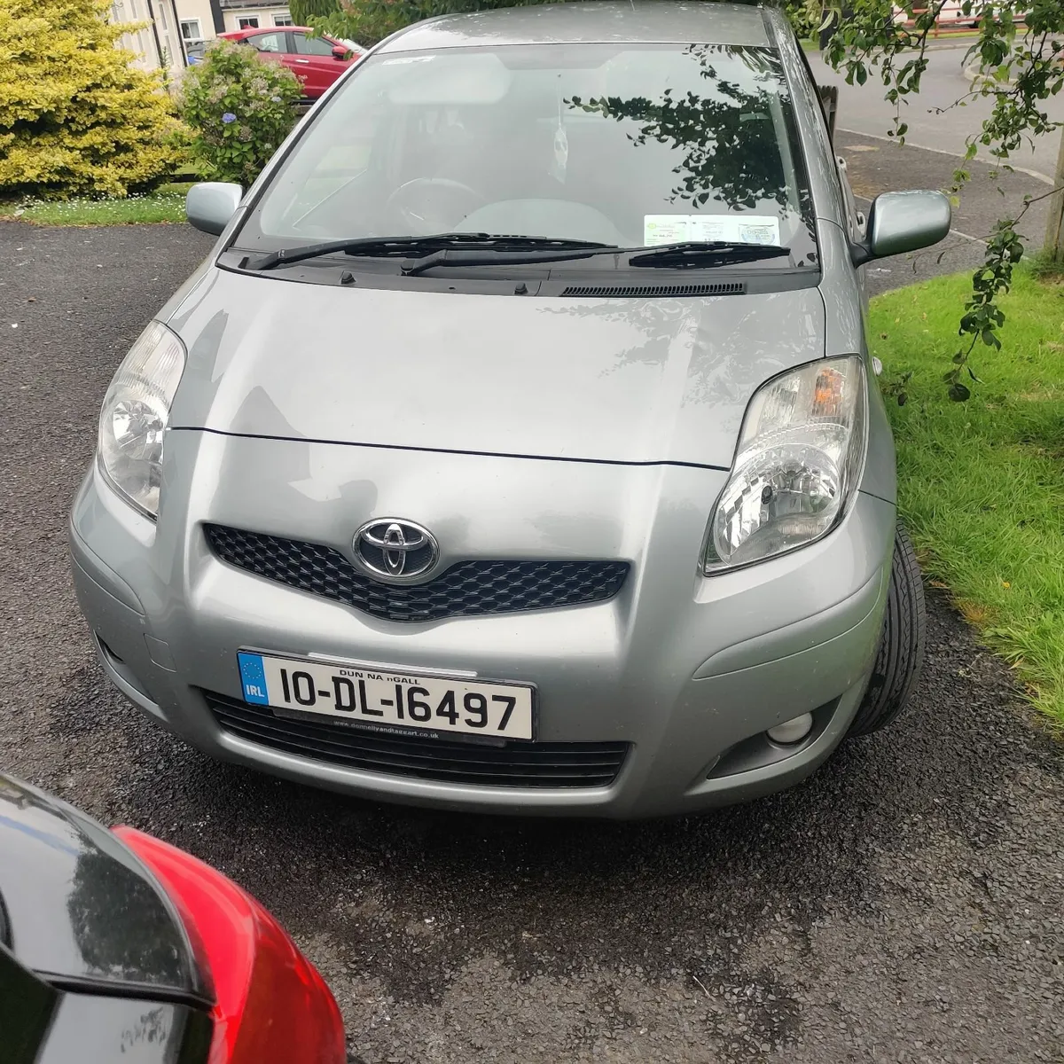 Toyota Yaris 2010 - Image 2