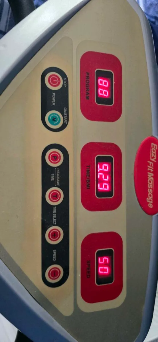 Easy fit massage vibrating plate machine - Image 4