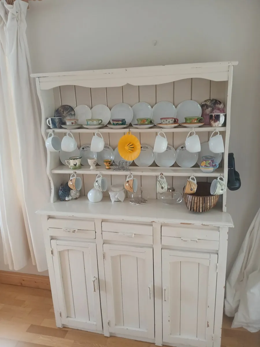 Kitchen dresser - Image 2