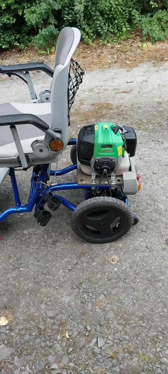 Petrol scooter - Image 1