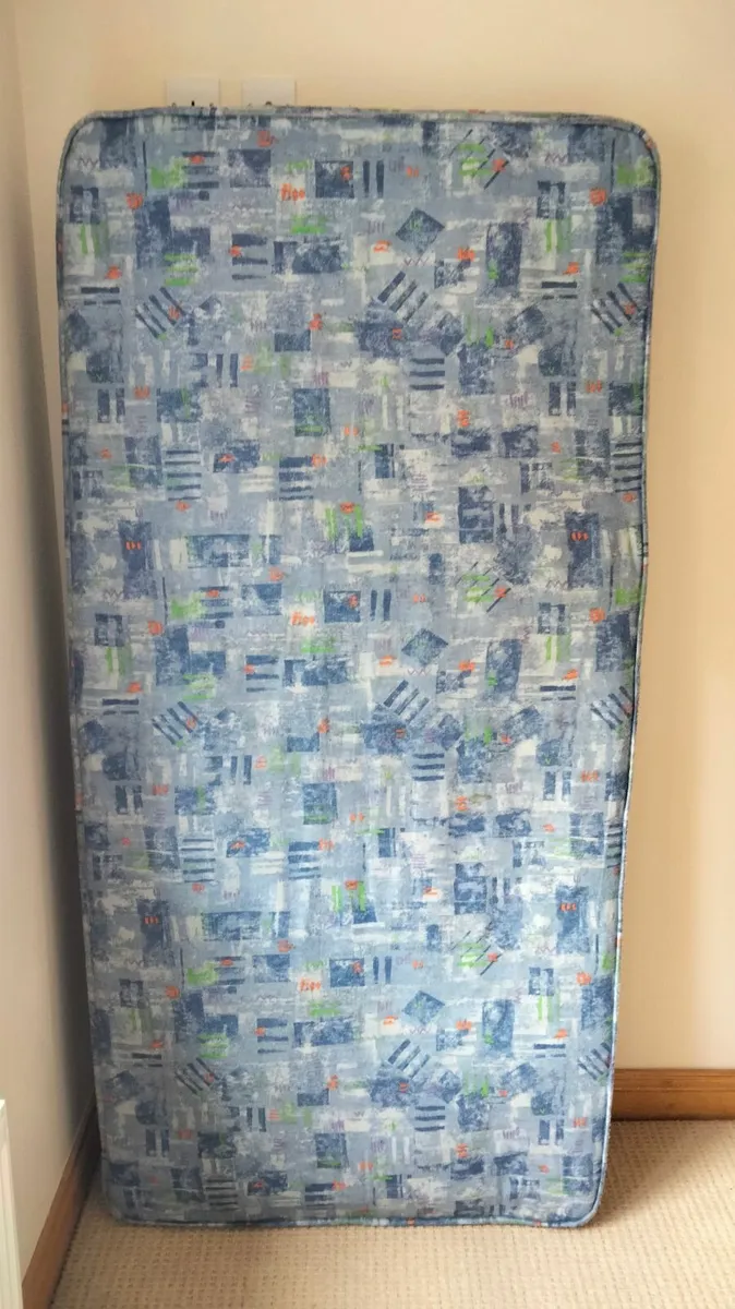 Single mattress