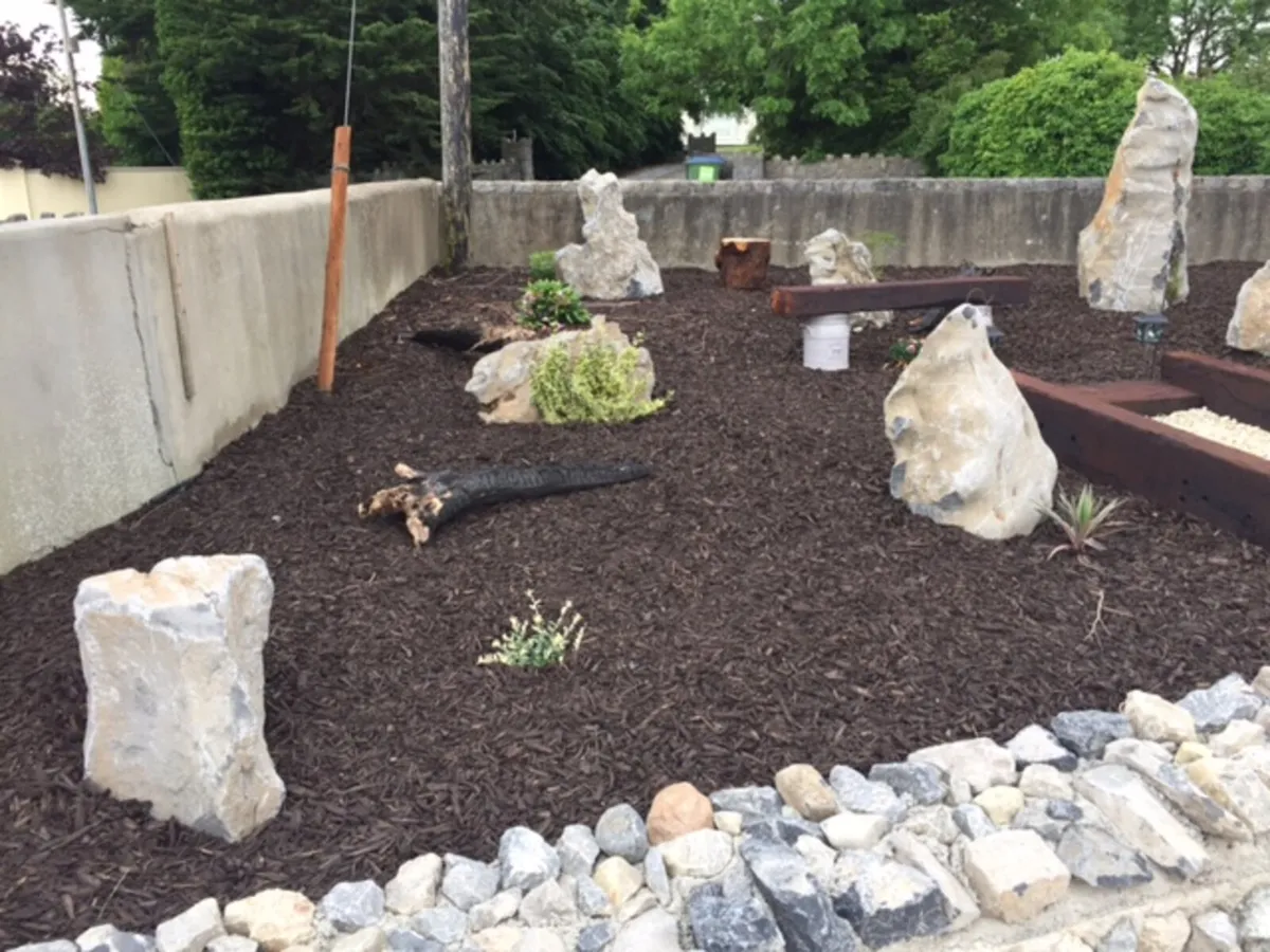 Weathered Limestone Boulders for Rockery - Image 3