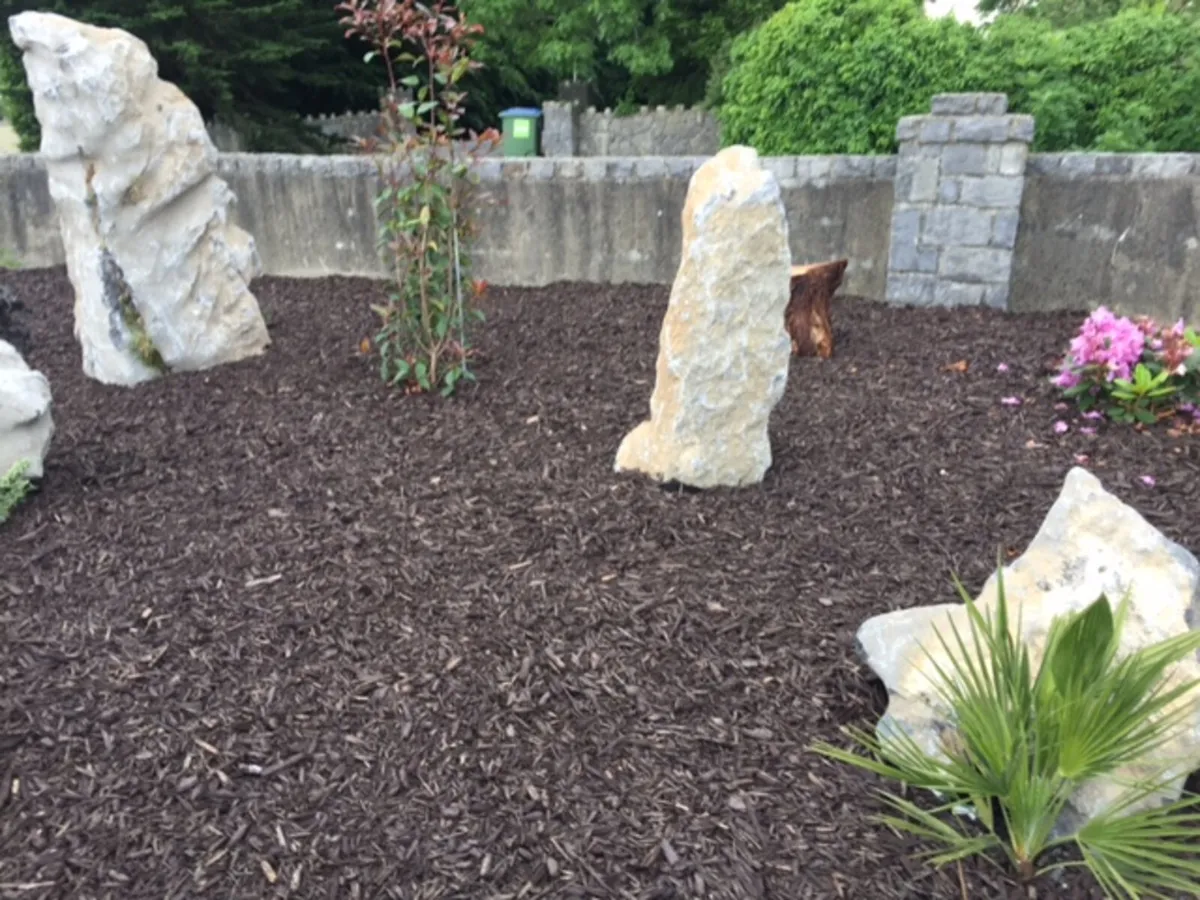 Weathered Limestone Boulders for Rockery - Image 4