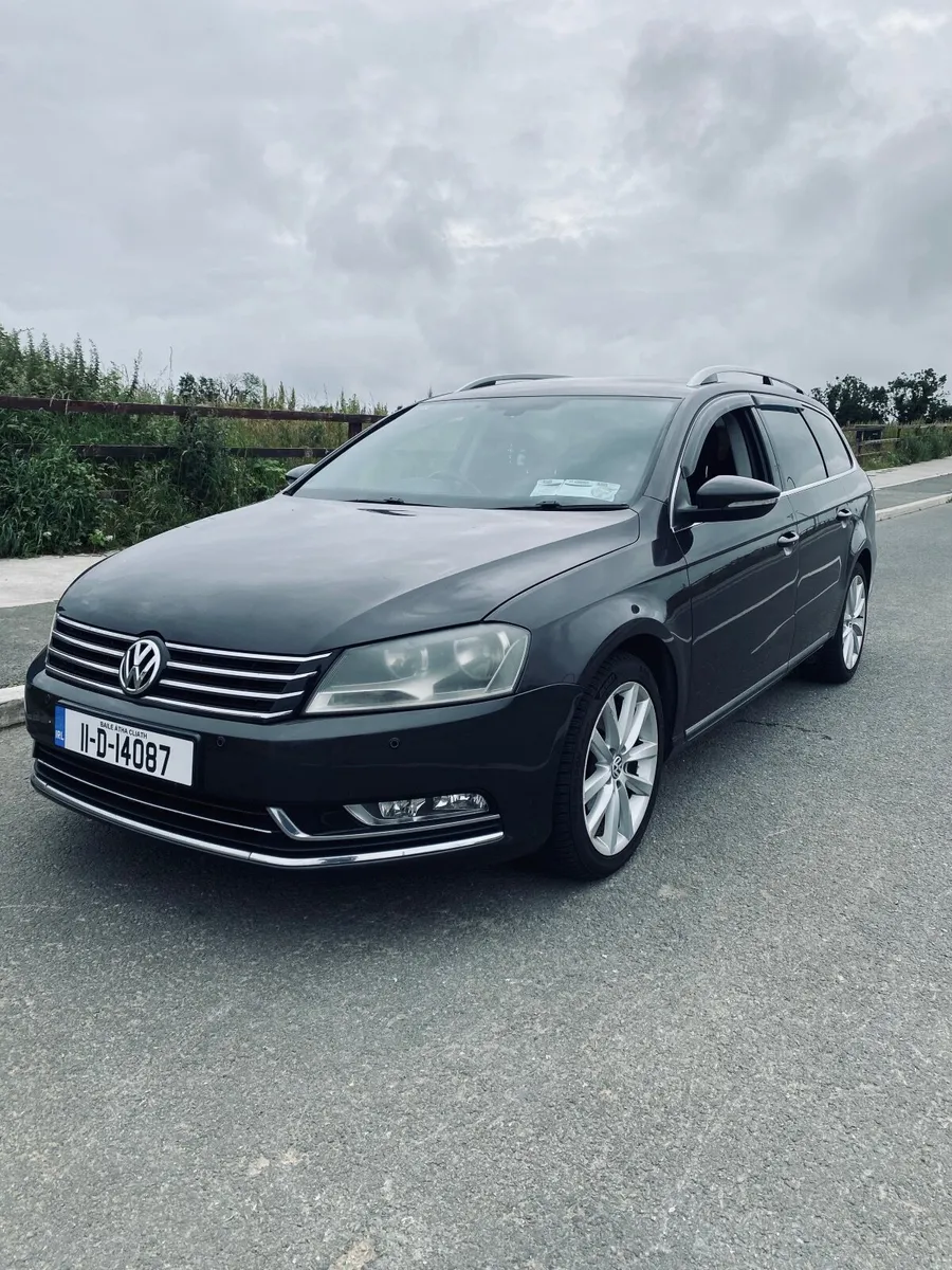 Volkswagen Passat 2011 - Image 1