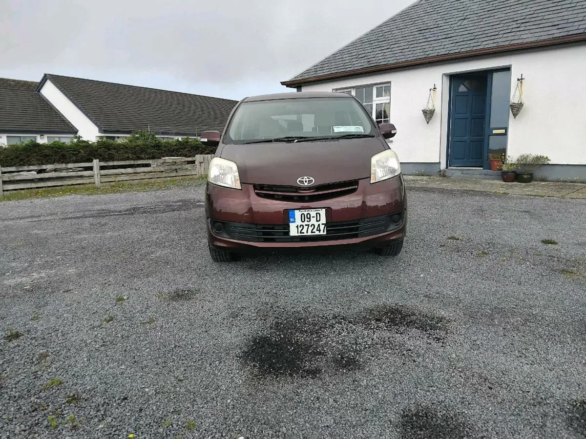 TOYOTA Passo  Automatic - Image 3