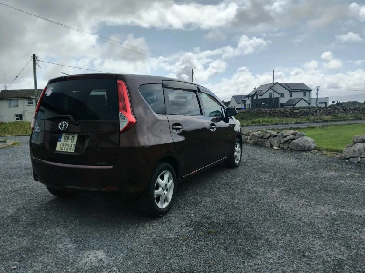 TOYOTA Passo  Automatic - Image 4
