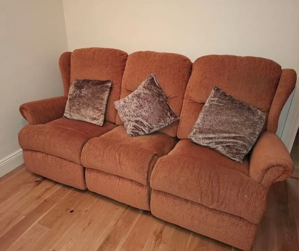 Couch - Image 3
