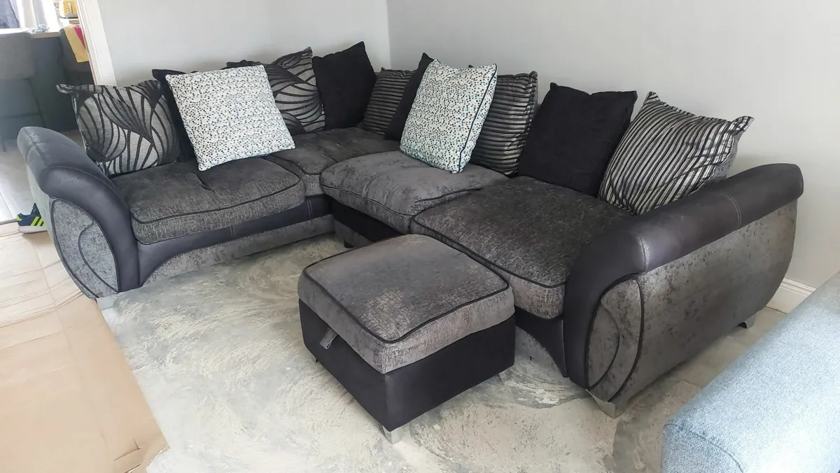 Corner sofa