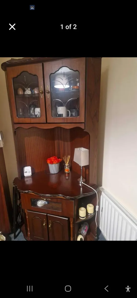 Cabinet with light - Image 1