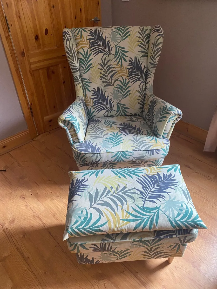 Armchair and footstool - Image 2