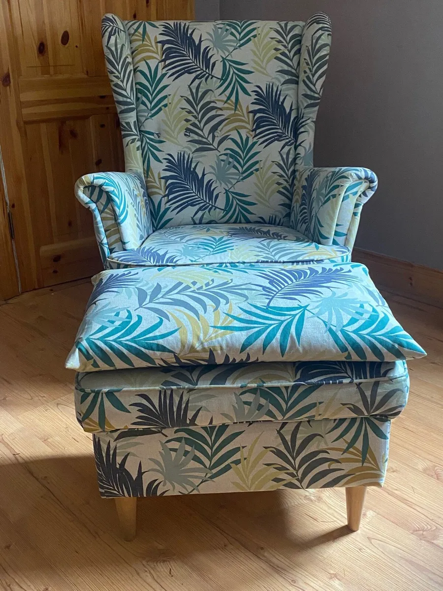 Armchair and footstool - Image 3