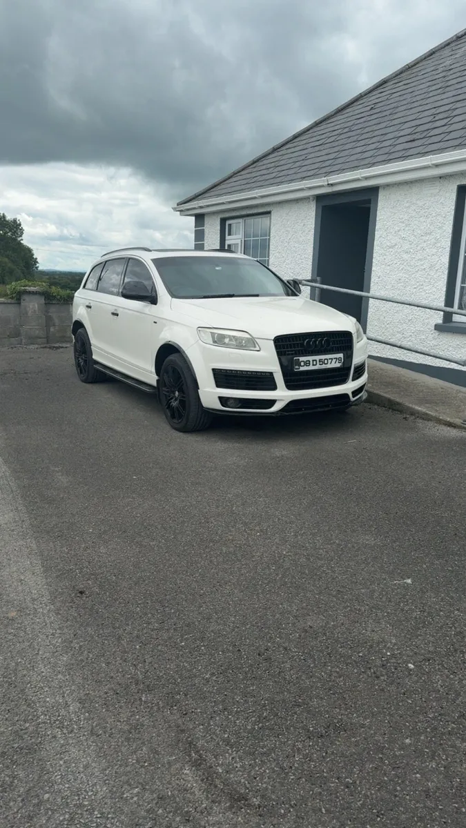 Audi q7 crewcab - Image 1