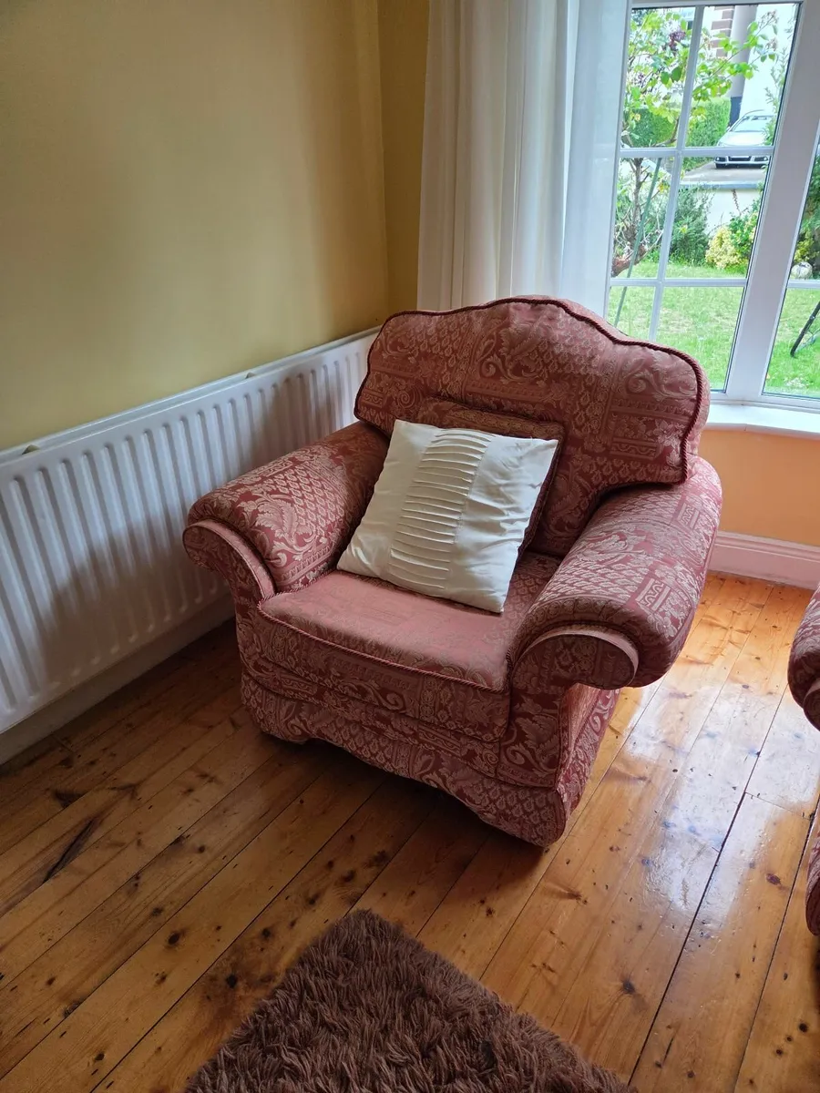 sofa and arm chairs - Image 2