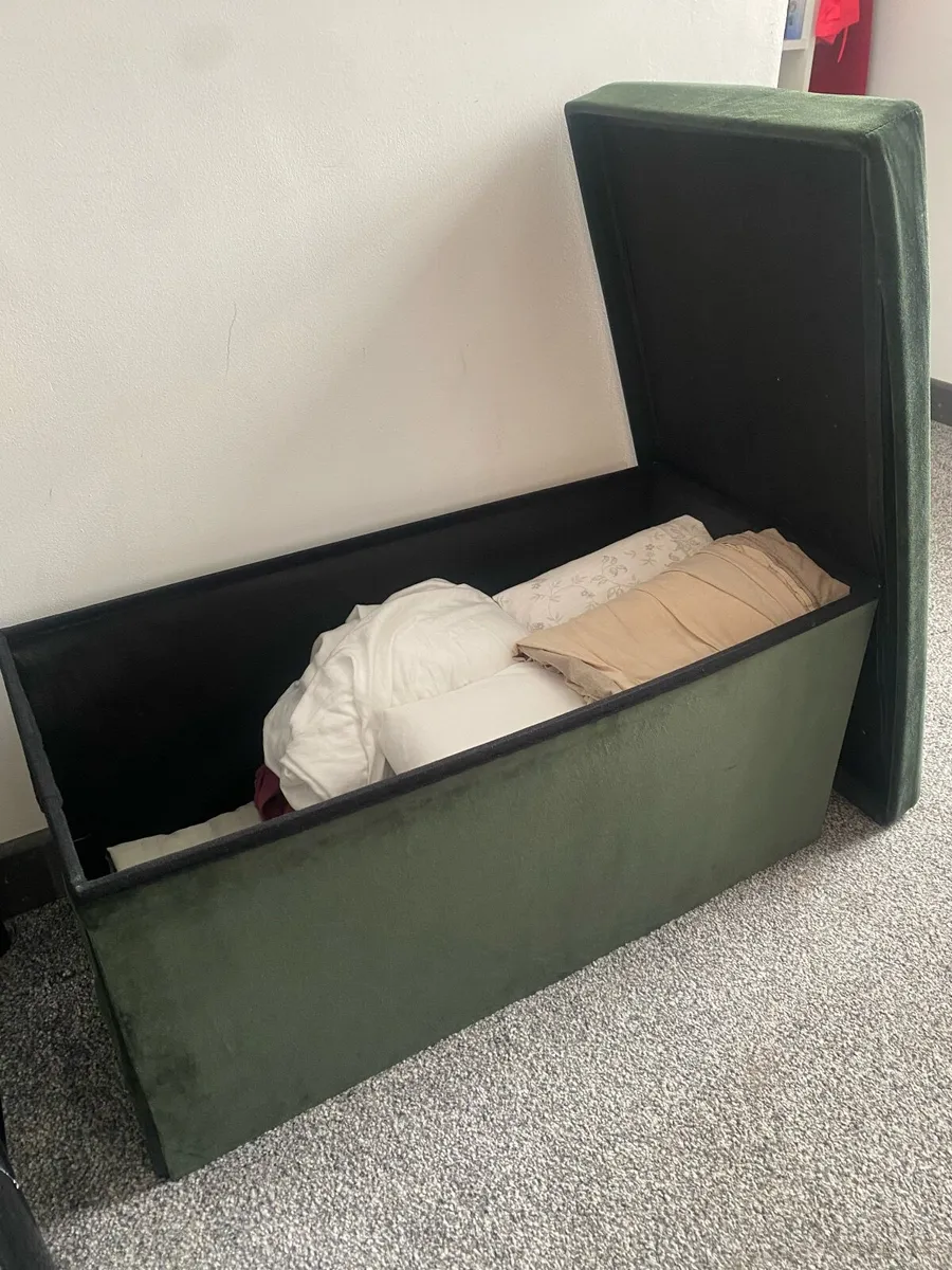 Velvet Storage Bench - Image 2