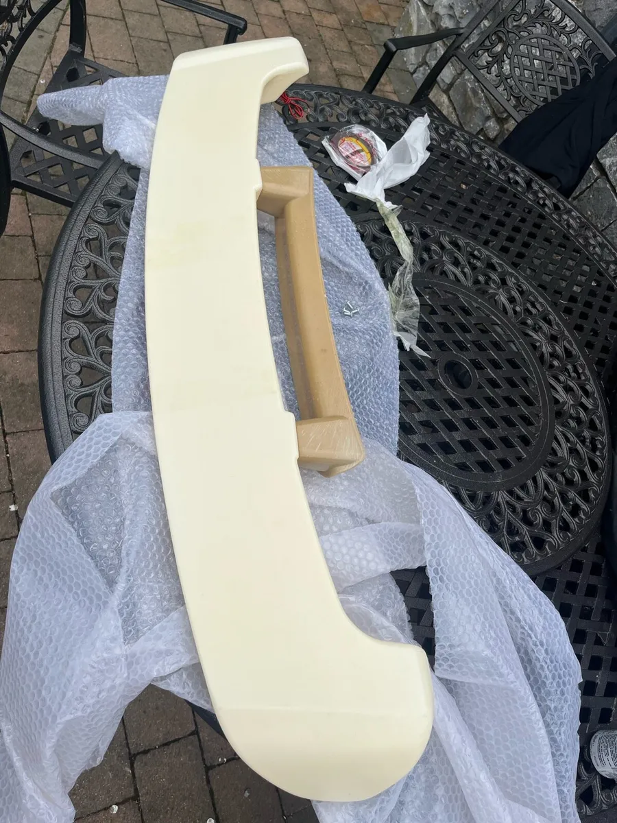 Toyota Amazon Roof Spoiler - Image 4