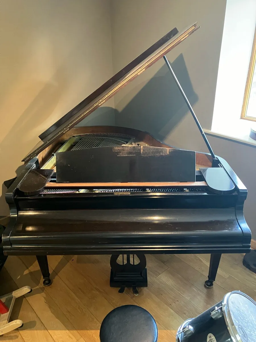Baby Grand Piano - Image 3