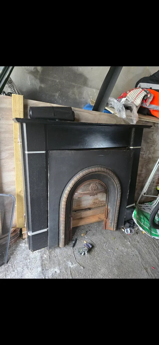 Fire place - Image 1