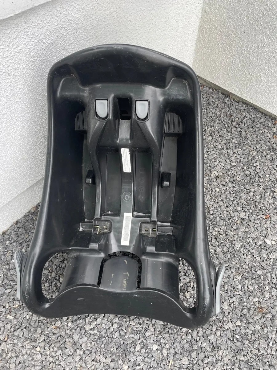 Car seats - Image 3