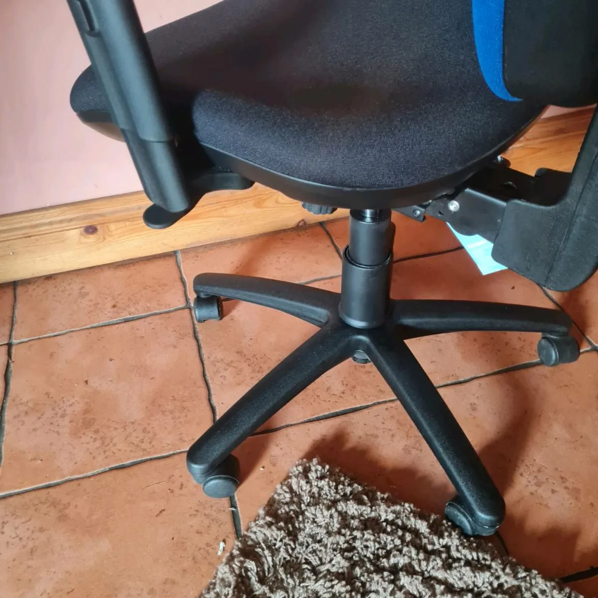 Torasen  opus extra lumber office chairs - Image 2