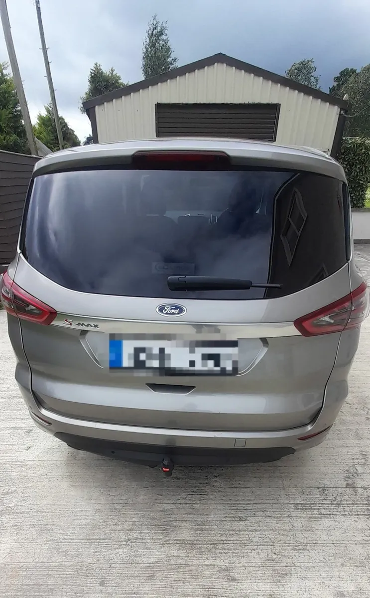 Ford S-Max 2015 - Image 2