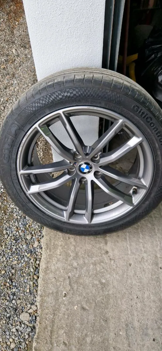Bmw g30 18 inch wheels with tyres - Image 3