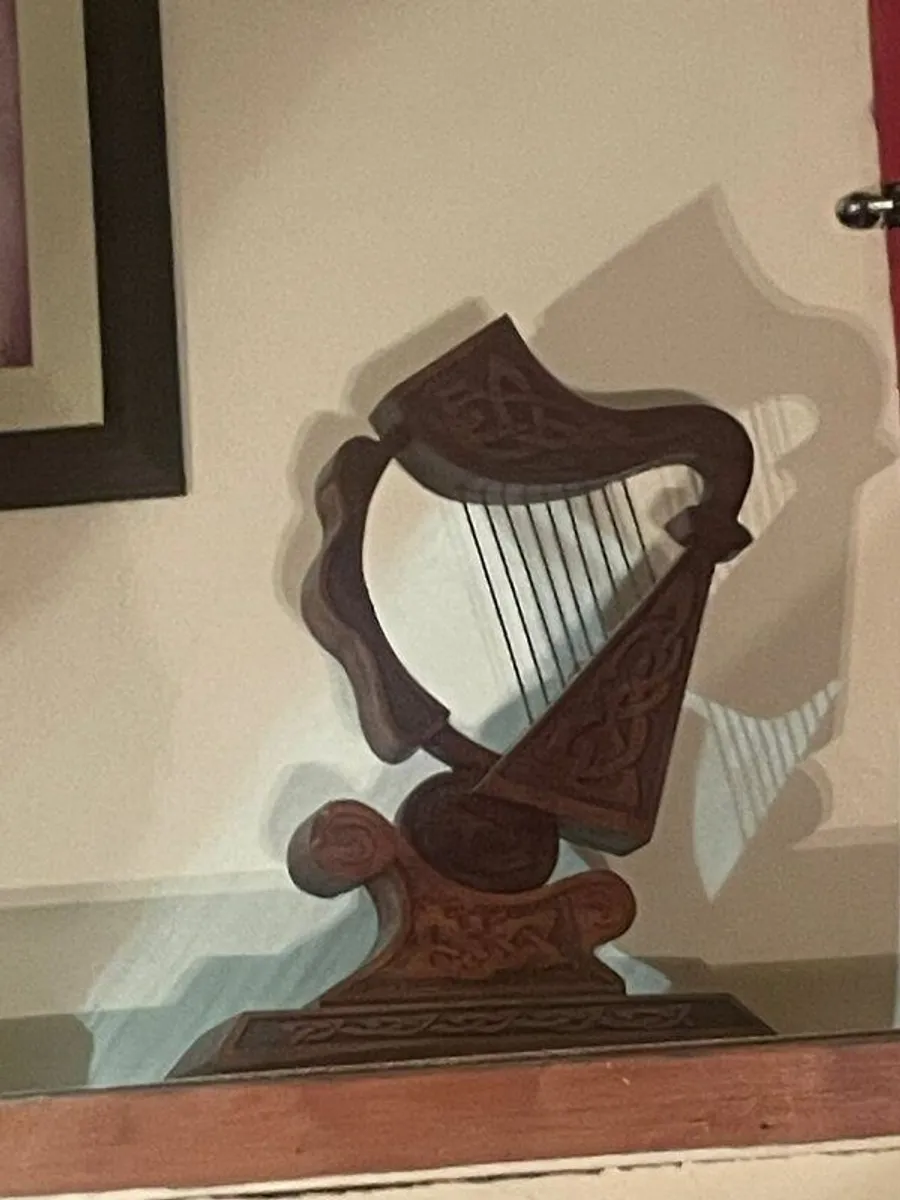 antique bric-a-brac - Image 2