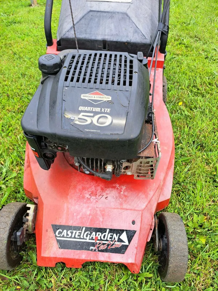 Push Lawnmower - Image 2
