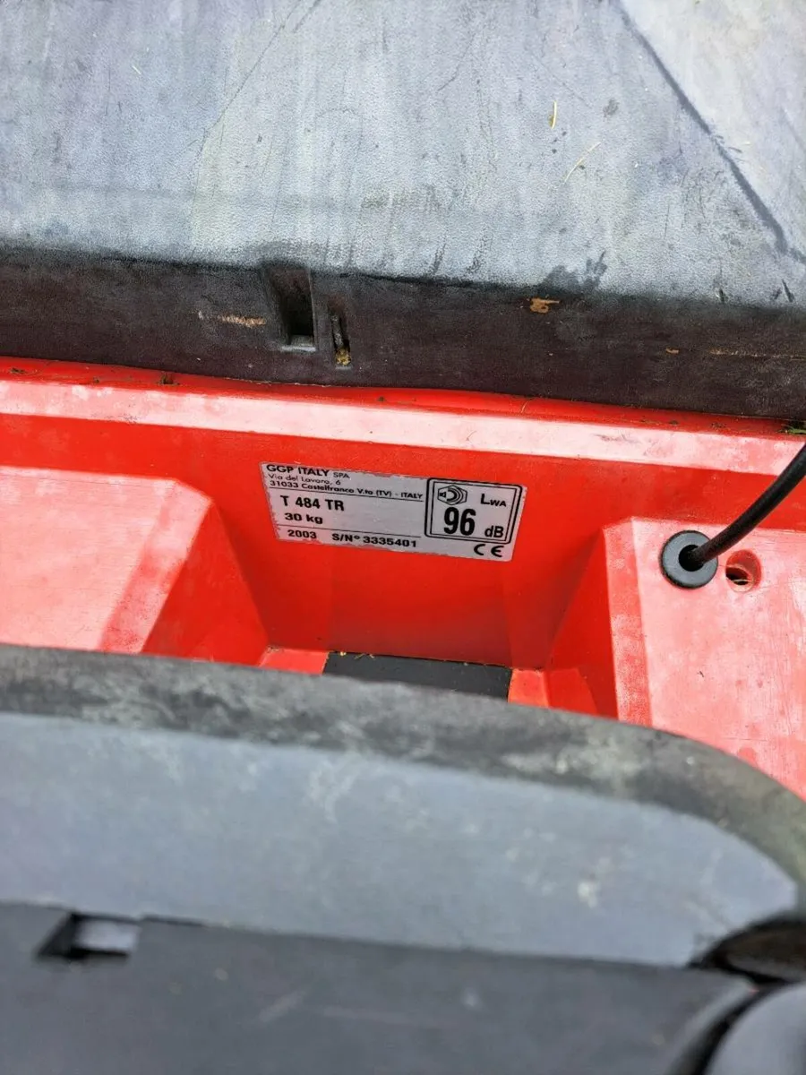 Push Lawnmower - Image 3