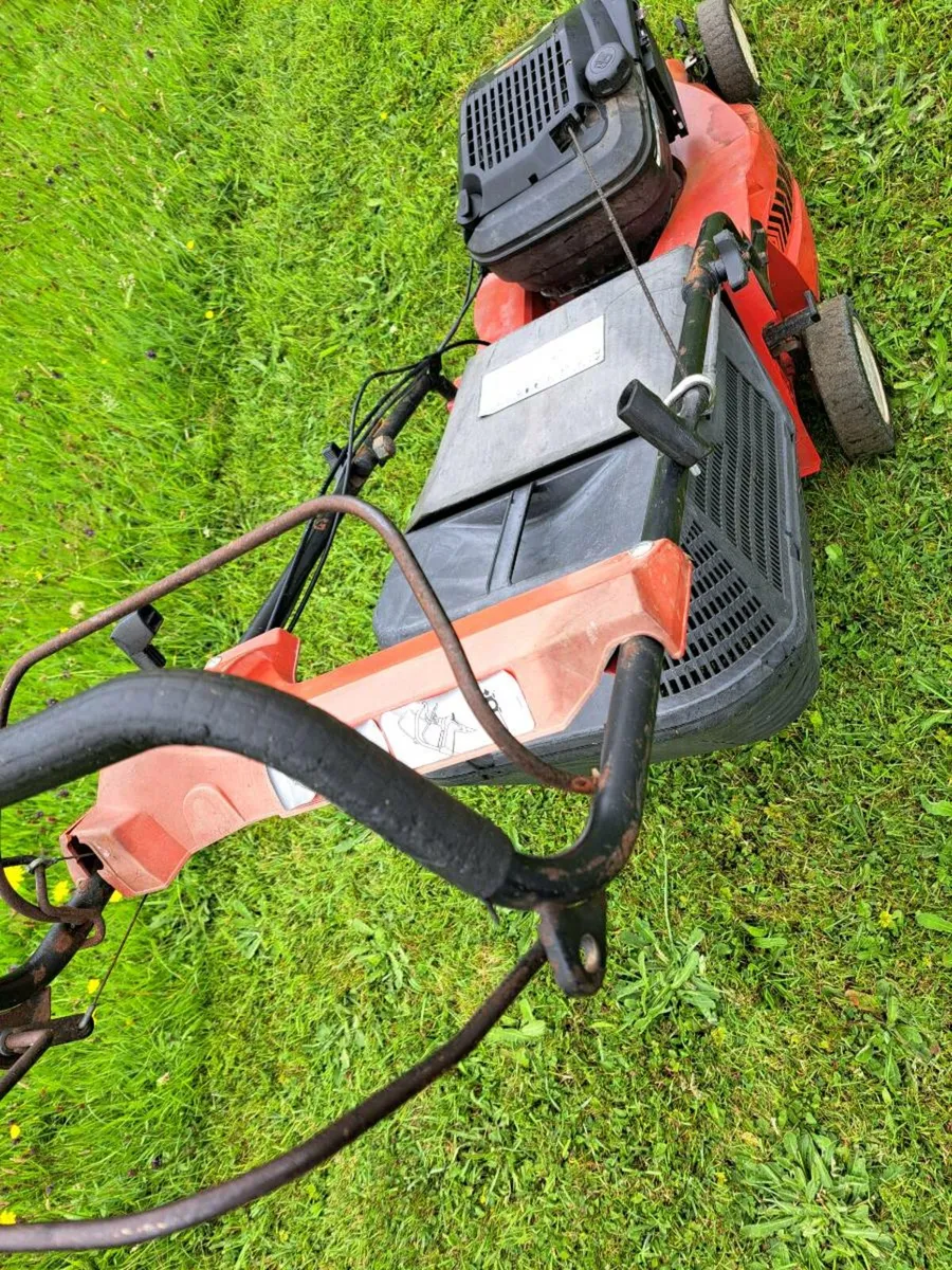 Push Lawnmower - Image 4