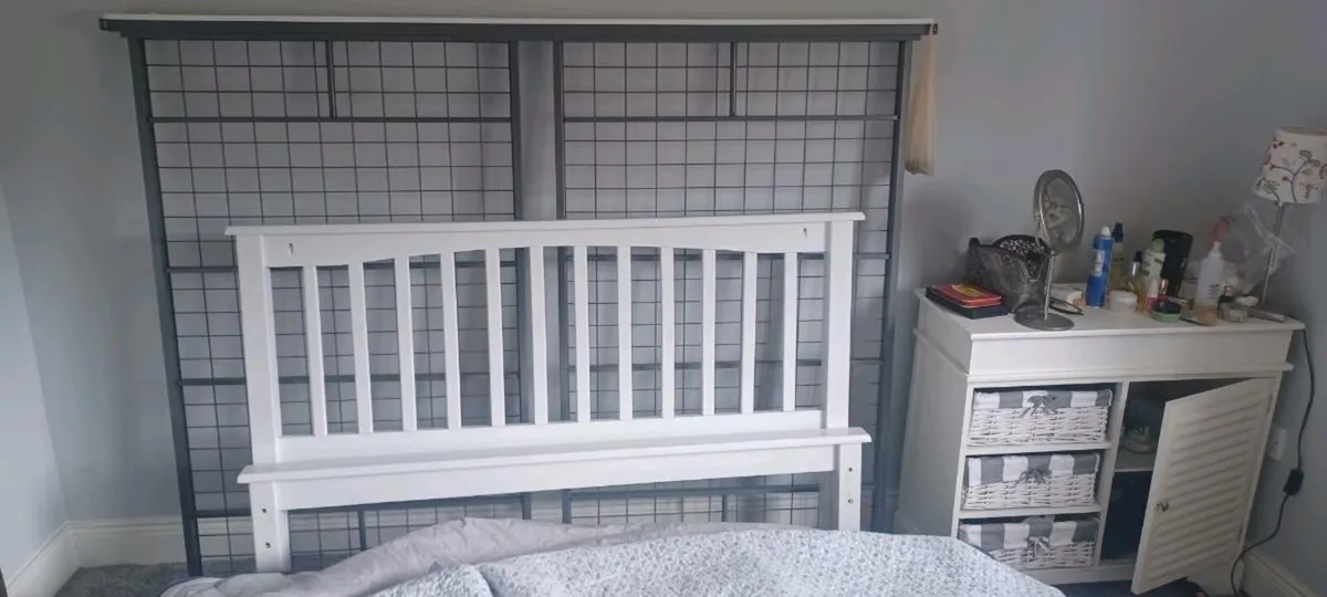 Bed frame - Image 2