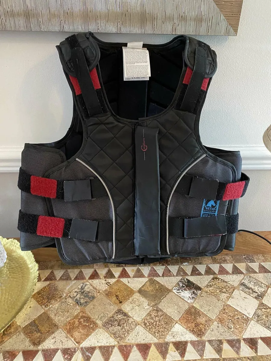 Covalliero body protecter - Image 1