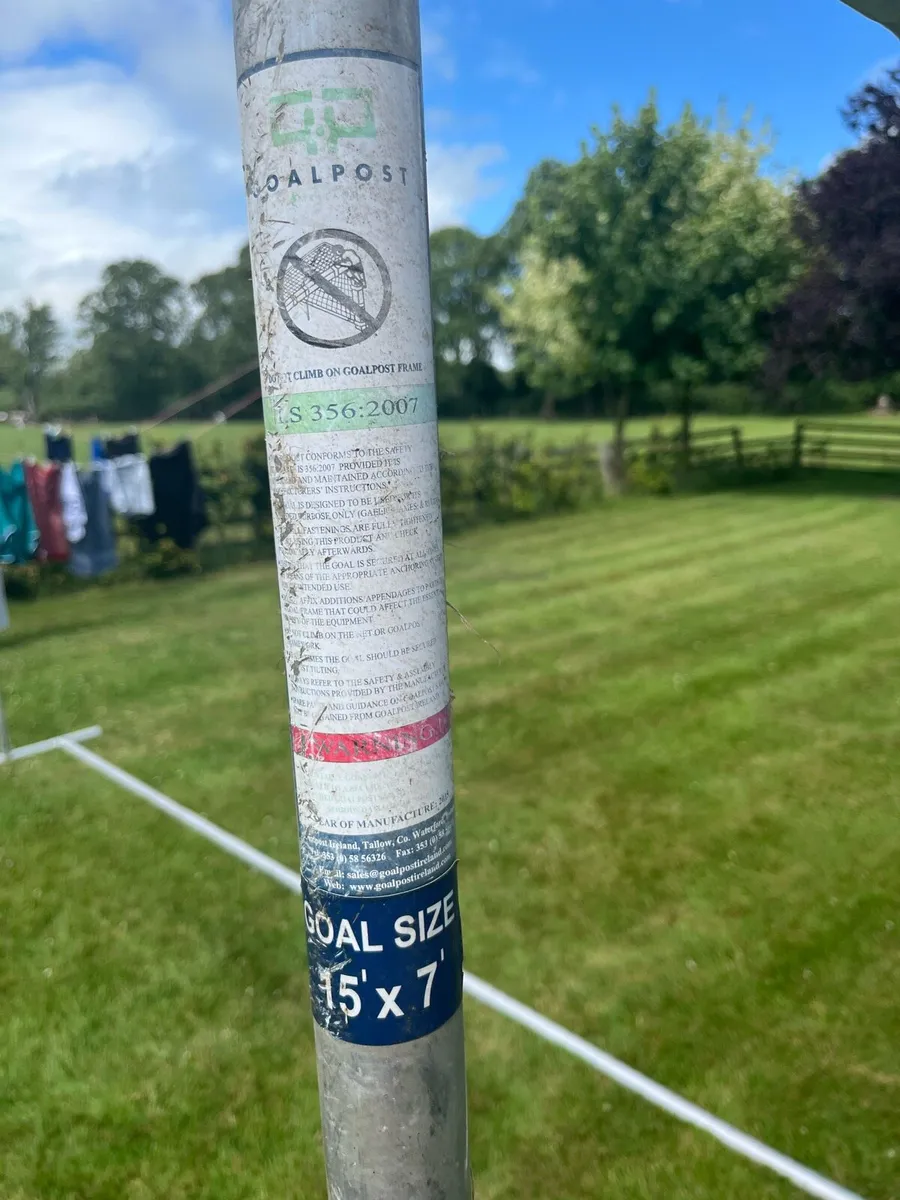 Football/hurling goalpost - Image 4