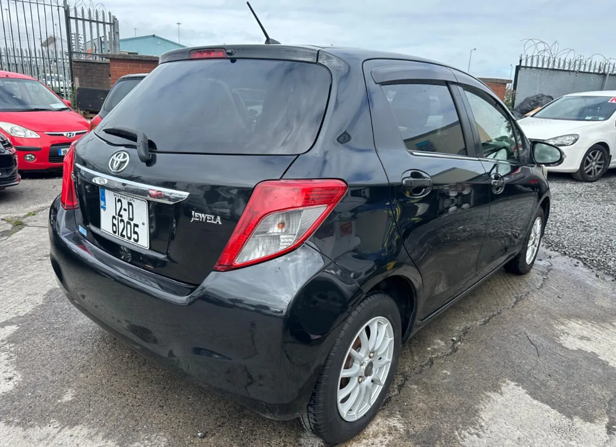 Toyota Vitz 2012 Automatic/ New Nct/ warranty - Image 4