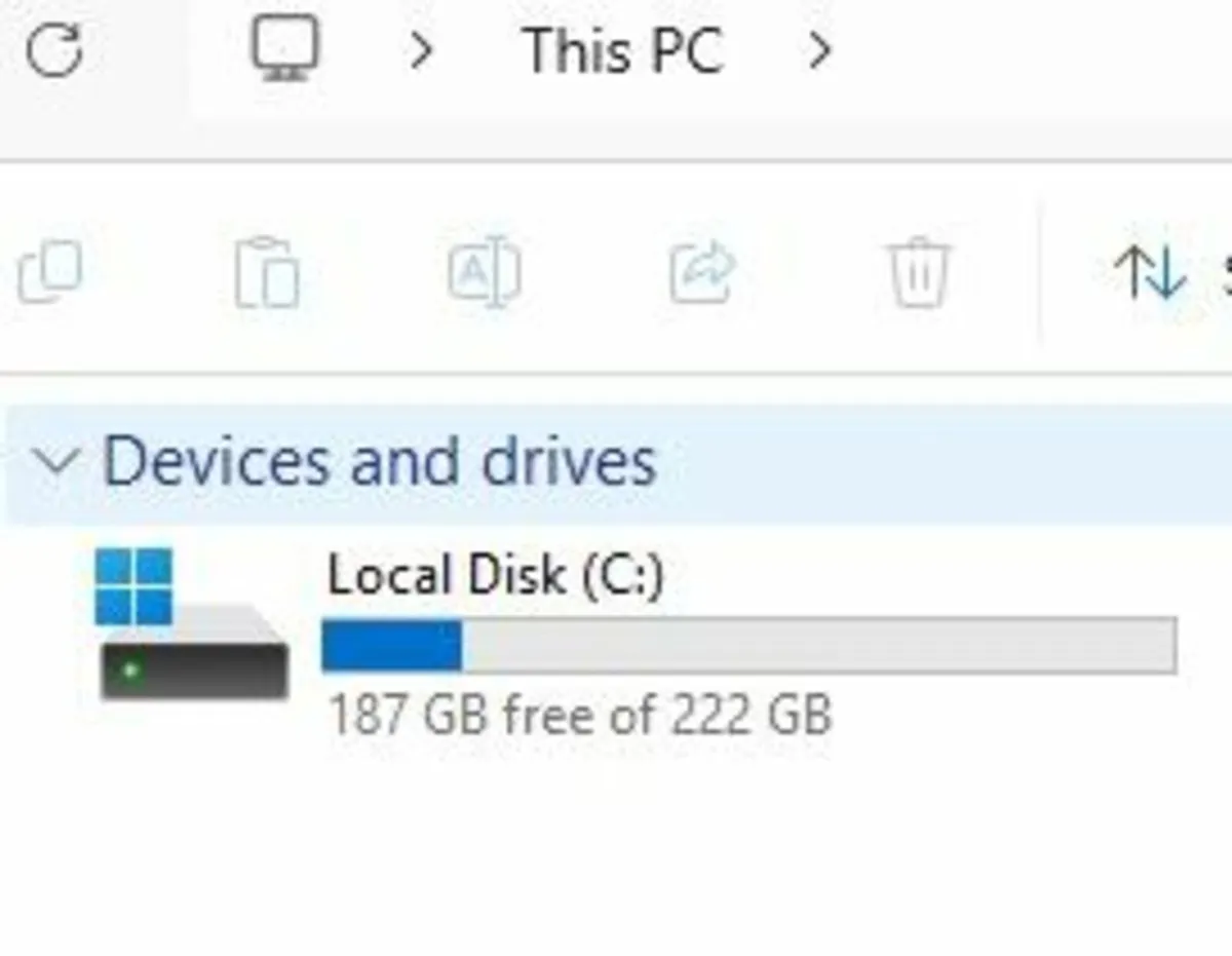 Computer Win11, SSD + WiFi Dongle + Keyboard&Mouse - Image 2