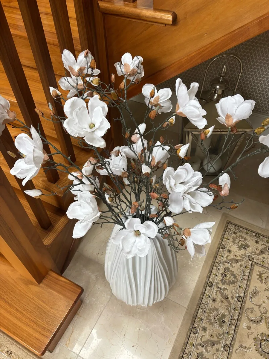 Decorative Vase - Image 3