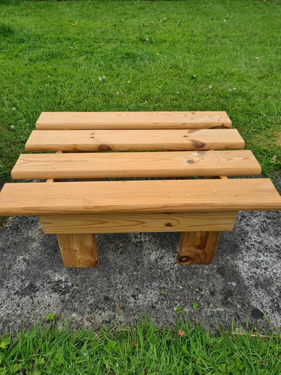 Single Futon base and matching side table - Image 2