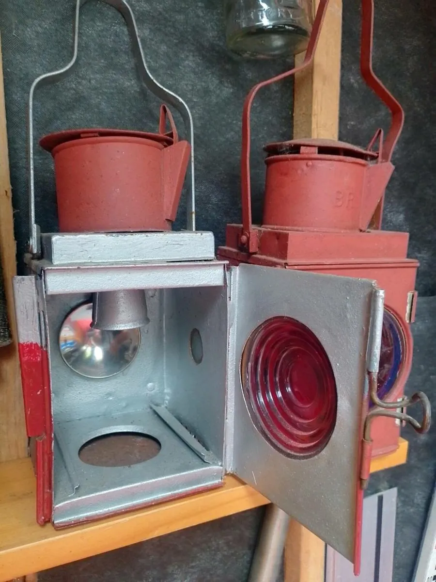 Postage 👍🏻British railway lanterns lights - Image 2
