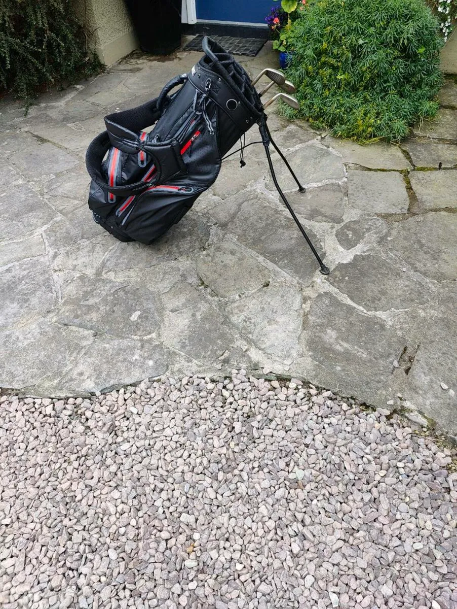 Golf Stand Bag (waterproof and divider) - Image 3